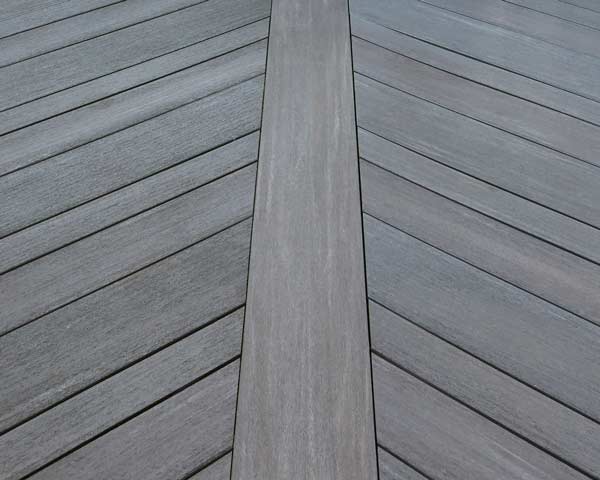 TimberTech Multiwidth Dark Hickory Vintage Collection Advanced PVC Decking Beauty